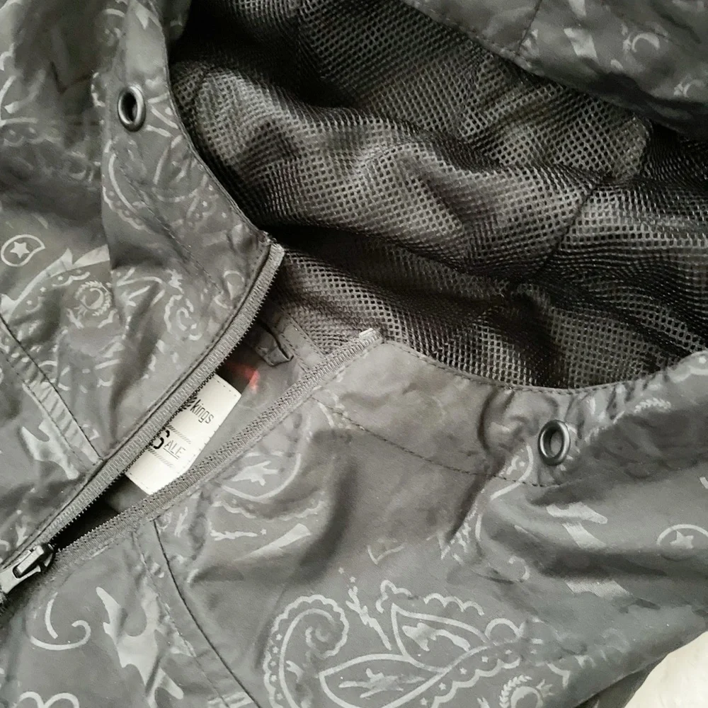 NWT- CULTURE KINGS unisex duplex windbreaker backpack jacket - Picture 11 of 16